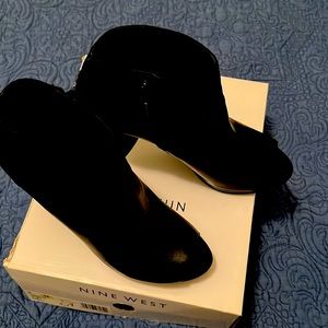 Black leather booties, size 8, never worn